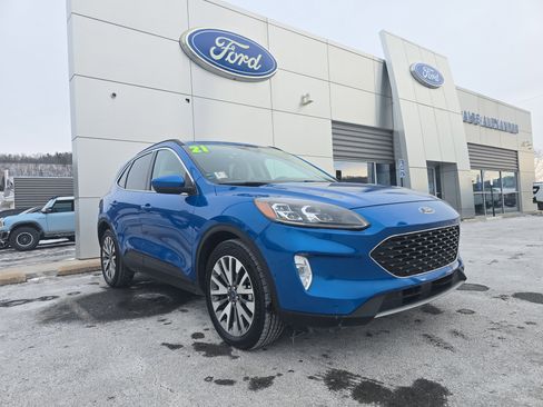 Used 2021 Ford Escape Titanium image 1