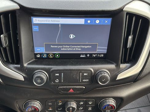 Certified 2021 GMC Terrain SLT w/ Infotainment Package II image 32