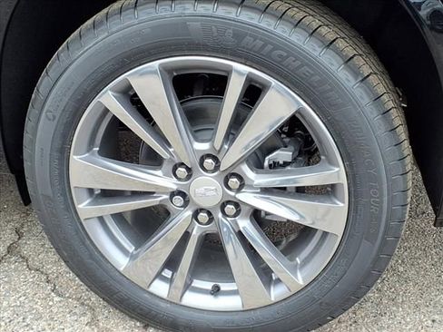 New 2025 Cadillac XT6 Premium Luxury w/ Technology Package image 7