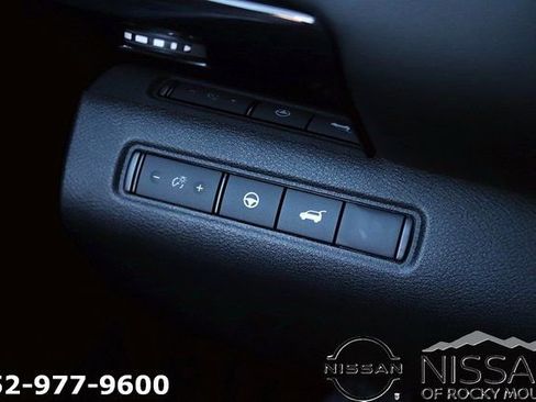 New 2026 Nissan Pathfinder SV image 25