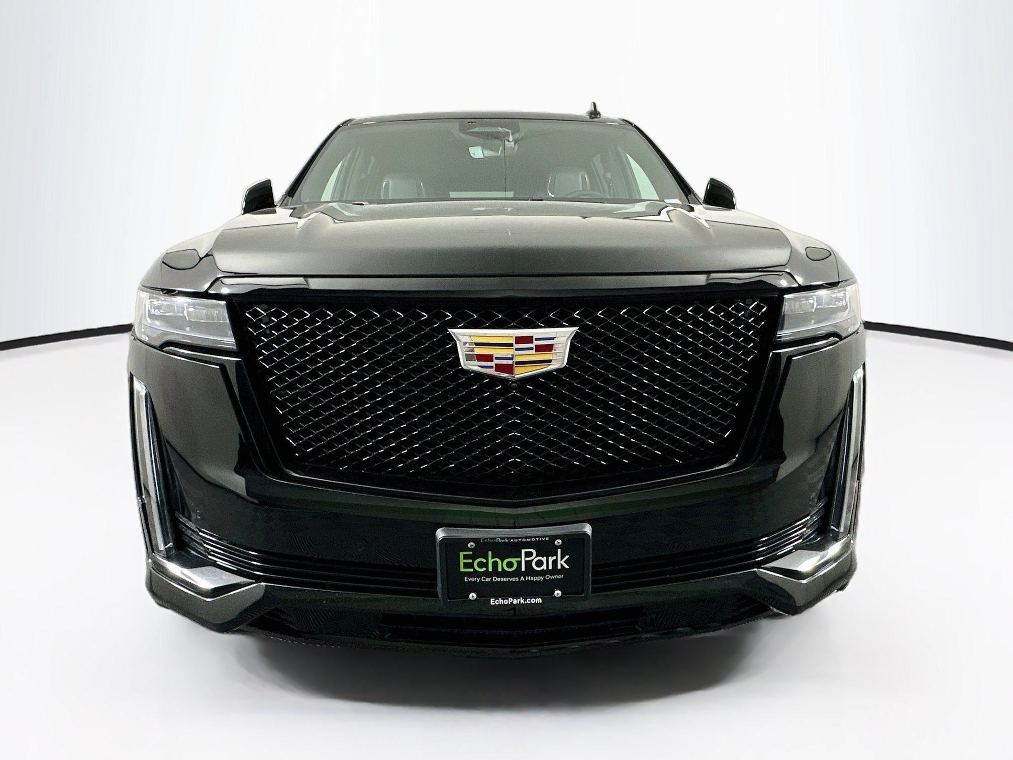 Used 2023 Cadillac Escalade ESV Sport AWD/4WD image 2