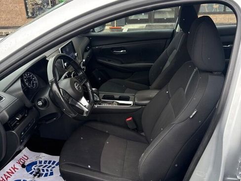 Used 2022 Nissan Sentra SV image 10