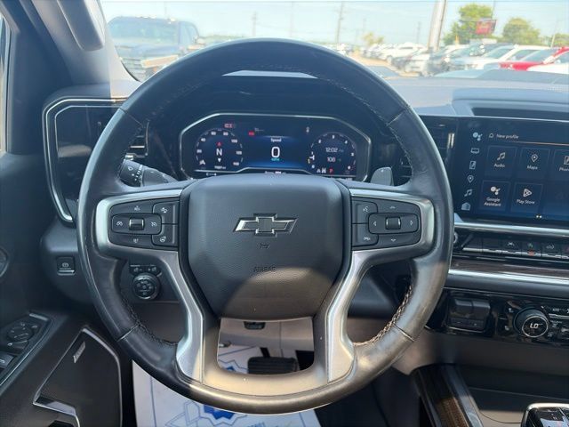 Used 2024 Chevrolet Silverado 1500 LT Trail Boss w/ Convenience Package II AWD/4WD image 15