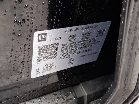 Certified 2024 GMC Yukon XL Denali image 30