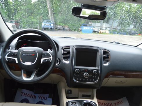 Used 2017 Dodge Durango Citadel w/ Premium Entertainment Group RWD image 17