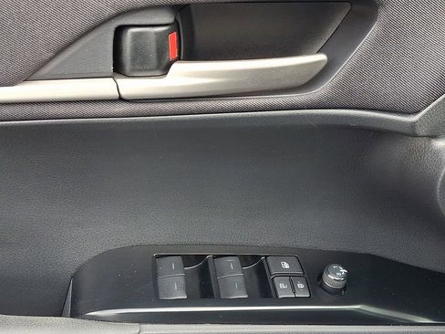 Used 2025 Toyota Camry LE image 12