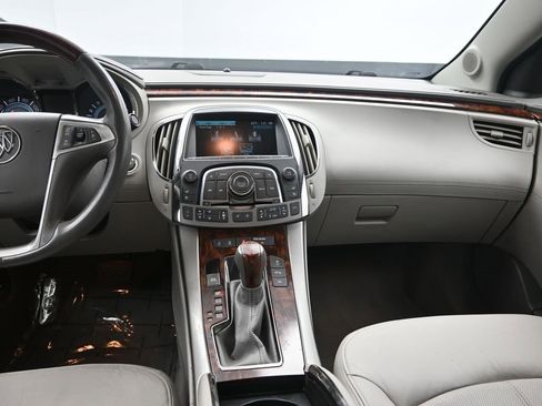Used 2012 Buick LaCrosse Premium image 28