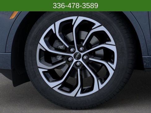 New 2026 Lincoln Nautilus Reserve AWD/4WD image 19