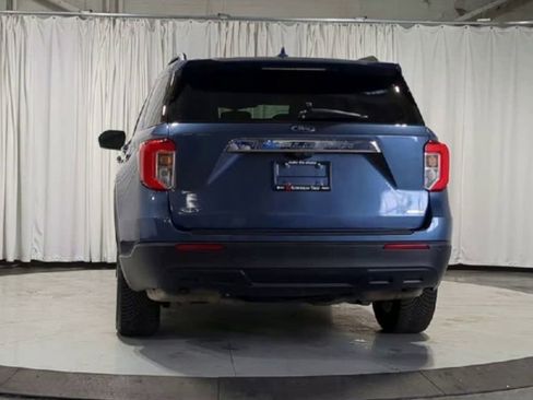 Used 2020 Ford Explorer XLT image 9