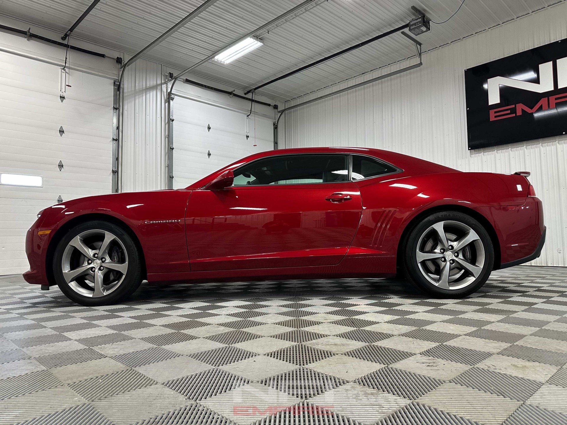 Used 2014 Chevrolet Camaro SS w/ RS Package RWD image 11