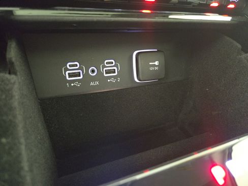 Used 2022 Jeep Grand Cherokee Limited AWD/4WD image 28