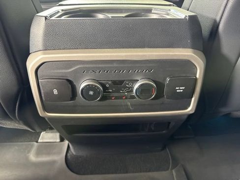 Used 2024 Ford Expedition Max Limited AWD/4WD image 13