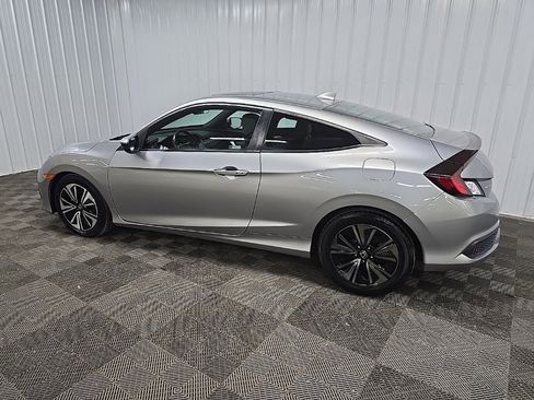 Used 2018 Honda Civic EX-T image 4