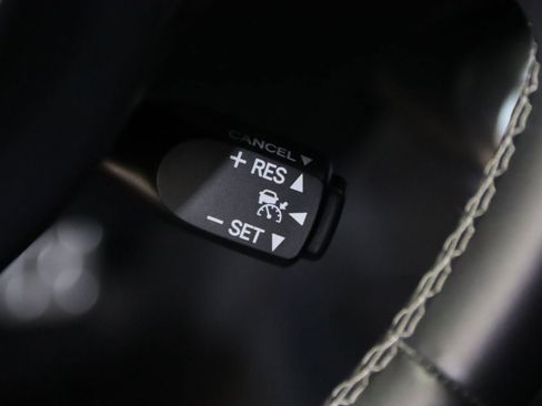 Used 2022 Toyota GR86 Premium RWD image 14