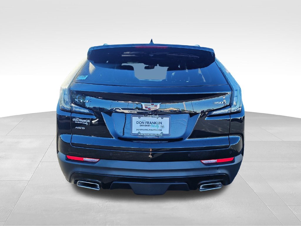 Used 2023 Cadillac XT4 Sport w/ Trailering Package AWD/4WD image 5