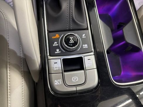 Certified 2022 Kia Telluride S AWD/4WD image 24