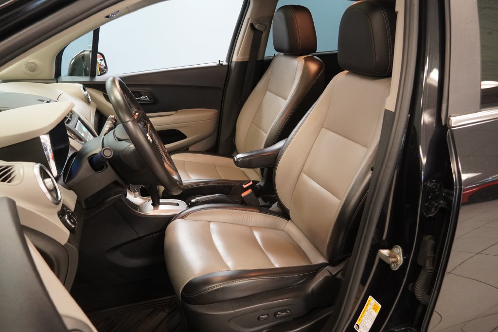 Used 2015 Chevrolet Trax LTZ w/ LPO, Protection Package AWD/4WD image 3