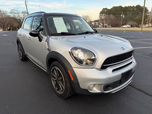 Used 2016 MINI Cooper Countryman S image 4