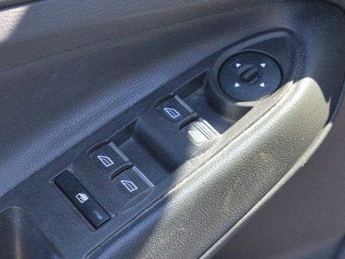 Used 2019 Ford Escape SE AWD/4WD image 13