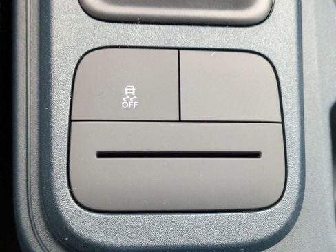 New 2025 Ford Maverick XLT image 22