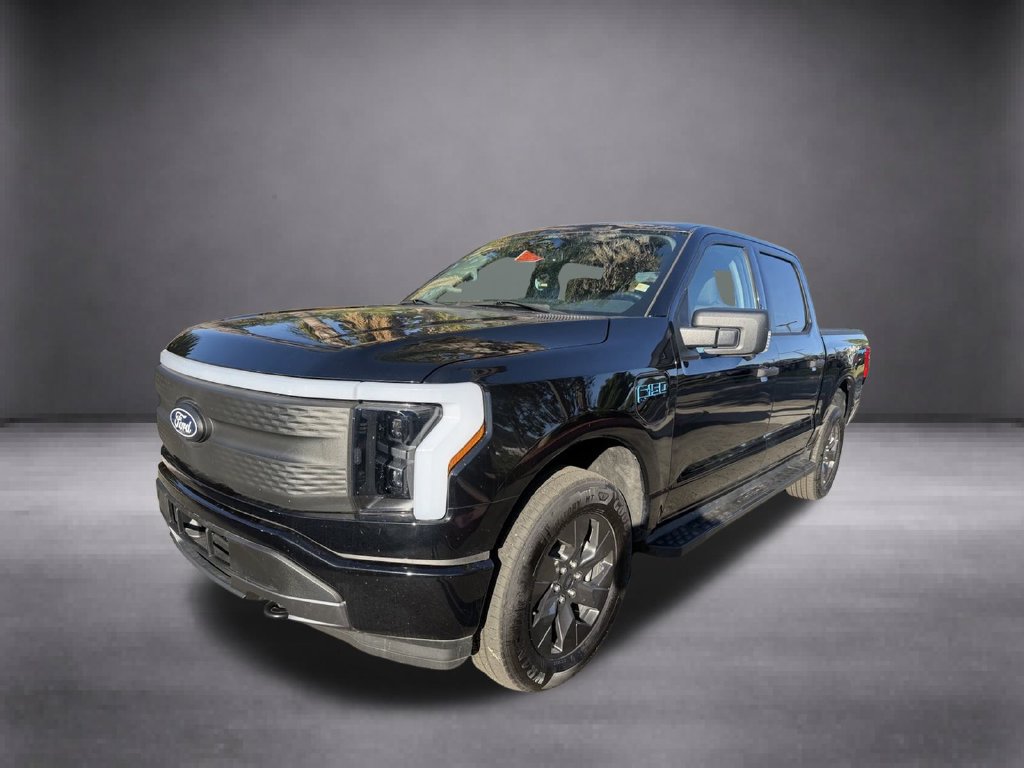 Used 2024 Ford F150 Lightning XLT AWD/4WD image 7