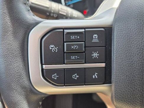 Used 2024 Ford Expedition XLT AWD/4WD image 35