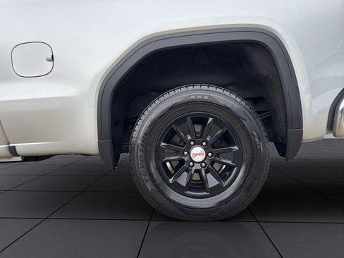 Used 2019 GMC Sierra 1500 SLE w/ SLE Value Package image 25