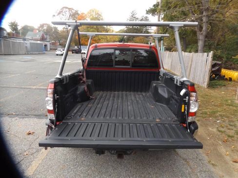 Used 2014 Toyota Tacoma 4x4 Double Cab image 5