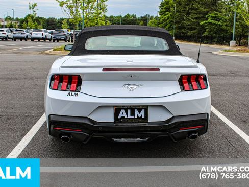 Used 2025 Ford Mustang Premium RWD image 11