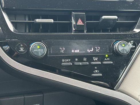 Used 2023 Toyota Camry LE image 23