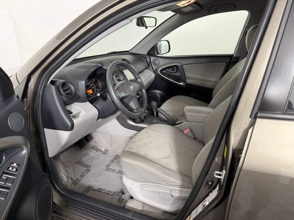 Used 2010 Toyota RAV4 4WD w/ Base L4 Extra Value Pkg image 16