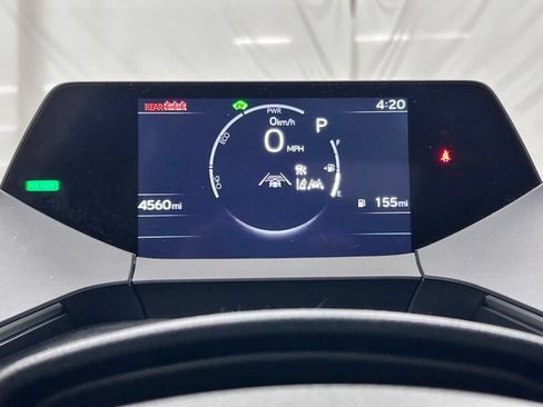 Used 2024 Toyota Prius LE FWD image 20
