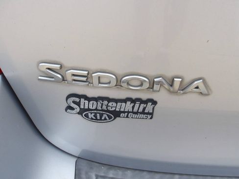 Used 2006 Kia Sedona EX FWD image 35