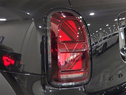 Used 2023 MINI Cooper Countryman S w/ Signature Upholstery Package image 31