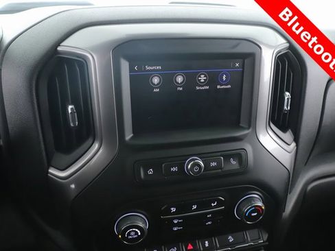 Used 2023 Chevrolet Silverado 1500 Custom Trail Boss w/ LPO, Dark Essentials Package image 4