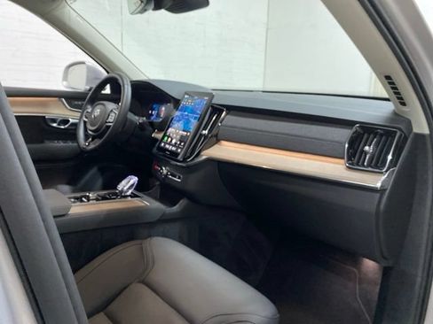 Used 2025 Volvo XC90 B6 Plus AWD/4WD image 88