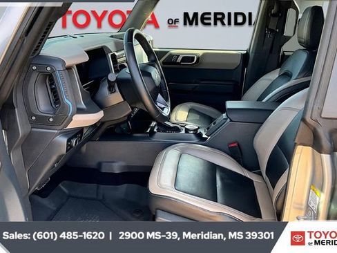 Used 2024 Ford Bronco Wildtrak image 11