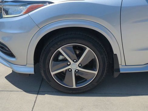 Used 2019 Honda HR-V Touring image 9