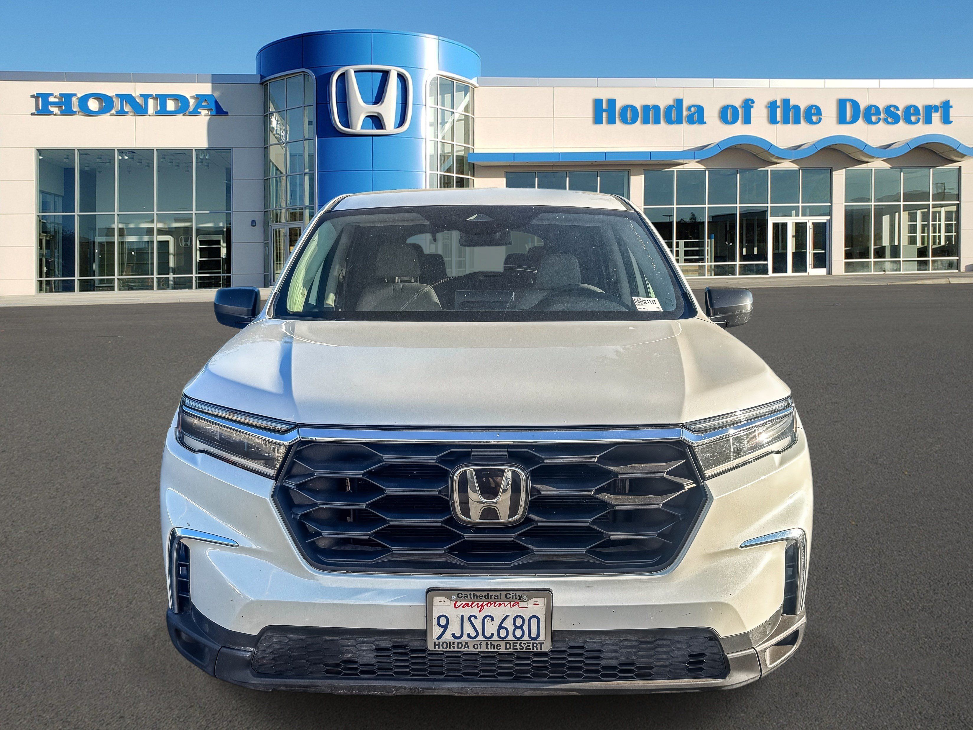 Certified 2024 Honda Pilot LX image 2