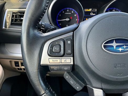Used 2016 Subaru Outback 2.5i Premium AWD/4WD image 11