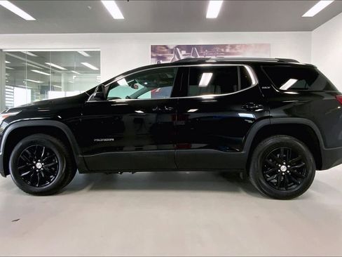 Used 2019 GMC Acadia SLT image 3