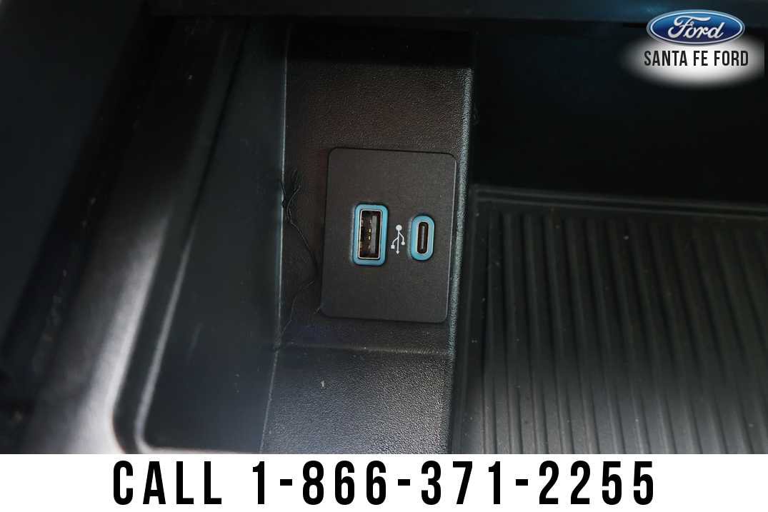Used 2024 Ford Expedition XLT RWD image 41