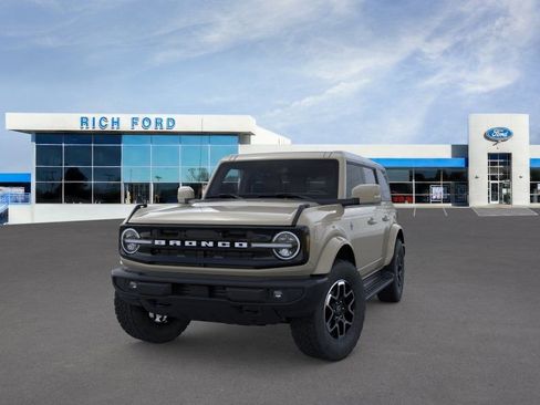 New 2025 Ford Bronco Outer Banks AWD/4WD image 2
