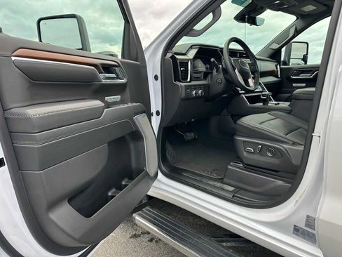 Used 2025 GMC Sierra 1500 Denali w/ Denali Reserve Package image 20