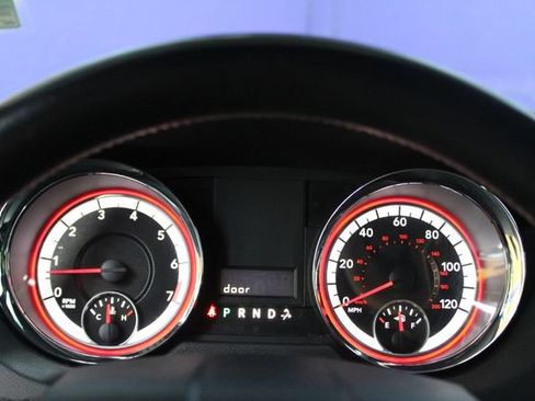 Used 2019 Dodge Grand Caravan SXT FWD image 22