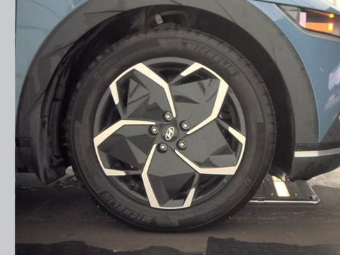 Used 2024 Hyundai Ioniq 5 SE AWD/4WD image 9