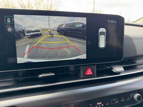 New 2026 Kia Carnival image 28