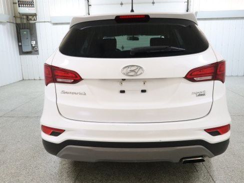 Used 2018 Hyundai Santa Fe Sport AWD/4WD image 8