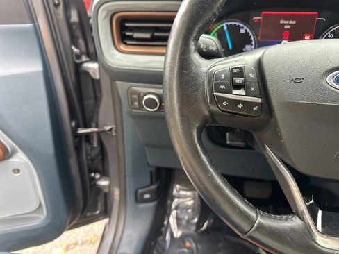 Used 2022 Ford Maverick Lariat w/ Lariat Luxury Package image 22