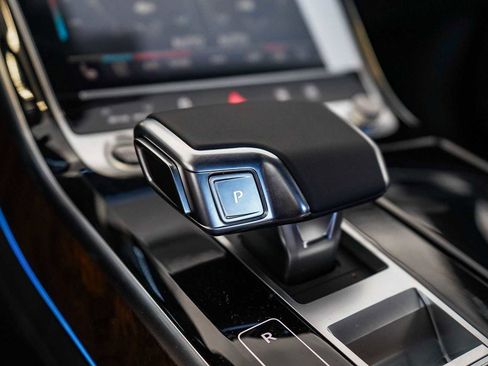 New 2026 Audi A8 L 3.0T AWD/4WD image 23